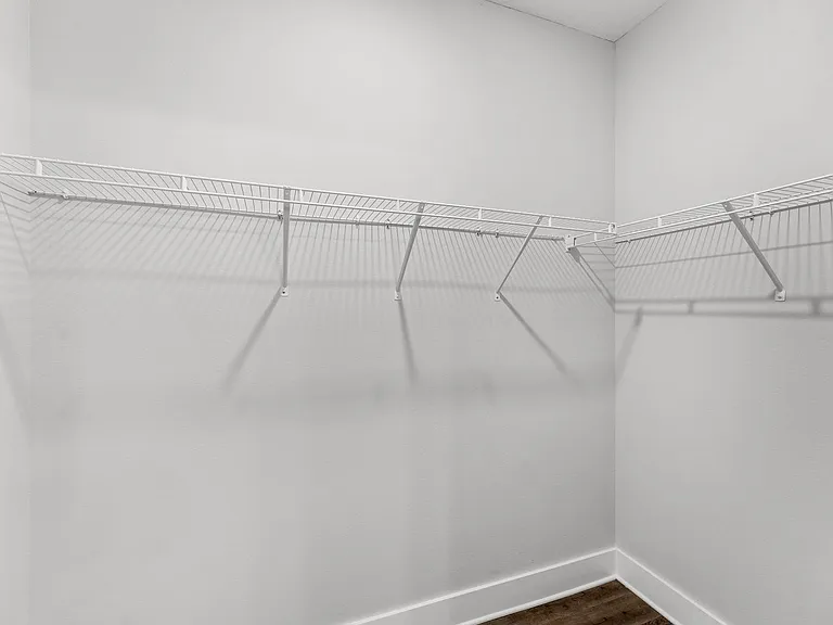 170 Bradford Ct — Photo 27
