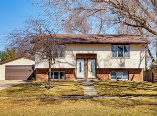 615 Ken Maril Rd #617, Ames, IA 50010