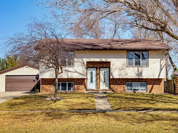 615 Ken Maril Rd #617, Ames, IA 50010