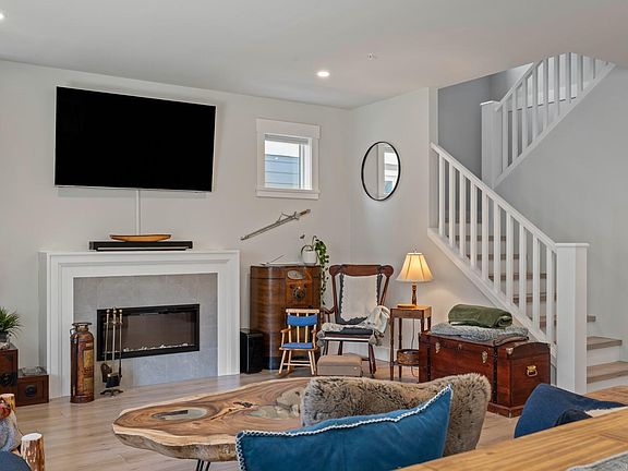 4th image of 6541 Noblewood Pl