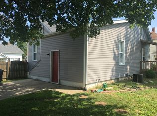 108 E Center St, Troy, IL