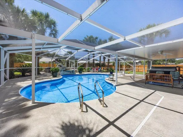 2371 Parkridge Dr, Navarre, FL 32566
