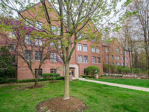 3rd image of 807 Asa Gray Dr APT 203