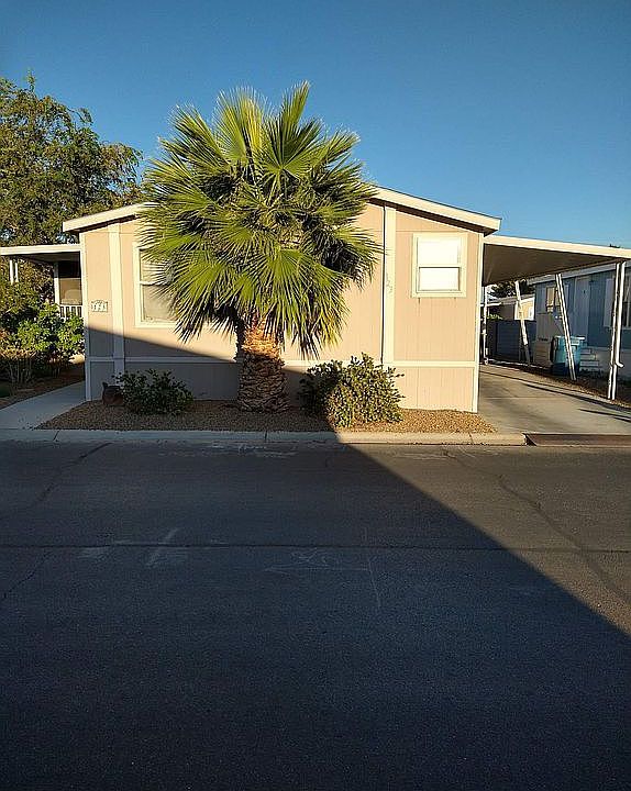1st image of 6105 E Sahara Ave Space 123
