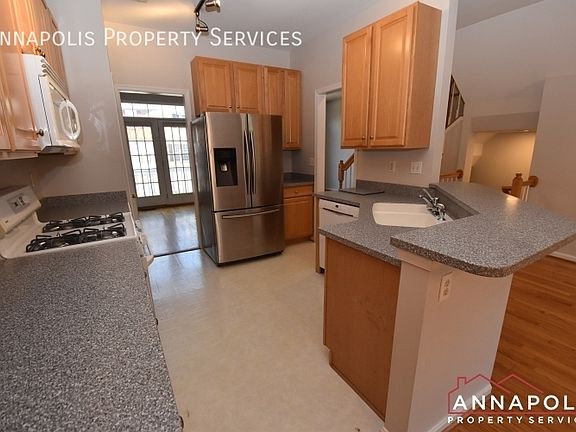 3rd image of 518 Wood Duck Ln