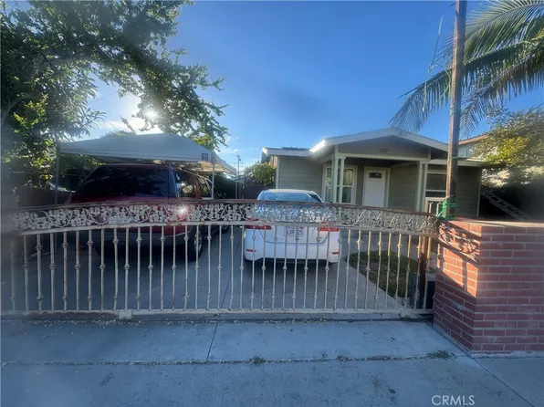 210 S Raitt St, Santa Ana, CA 92703