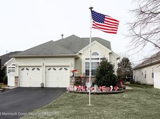 2 Isabella Dr, Manchester, NJ
