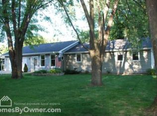 3242 N Morrison St, Appleton, WI 54911