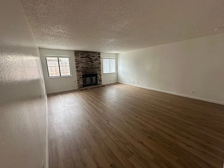 547 De Leon Dr — Photo 10