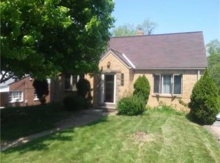 313 Johnston Rd, Upper Saint Clair, PA 15241