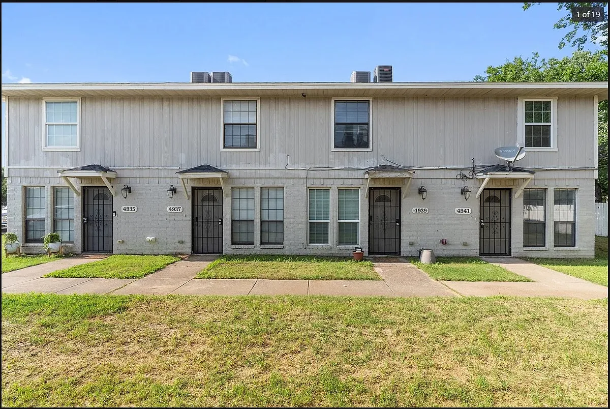 Building Photo - 4939 Miller Ave #4939
