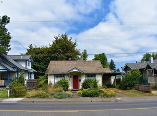 728 N 9th St, Cottage Grove, OR 97424