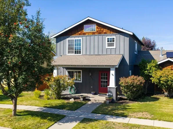 20652 White Dove Ln, Bend, OR 97702