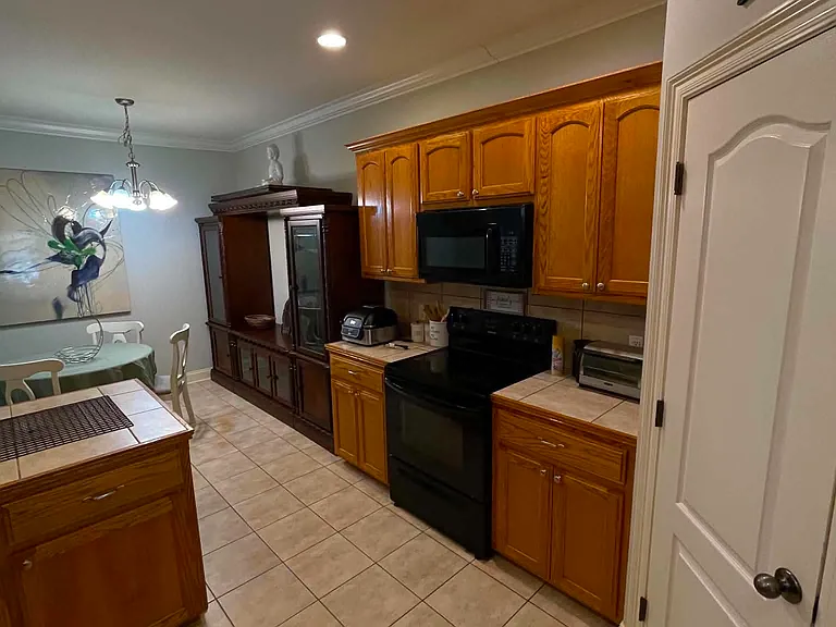 12366 Dutchtown Villa Dr — Photo 19