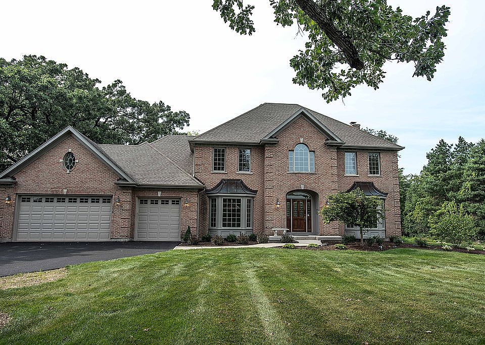 2nd image of 11009 Pebble Dr