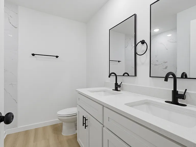 16 Poplar St — Photo 3