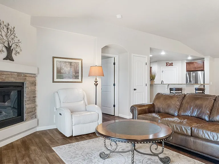 8197 Mockorange Hts — Photo 15