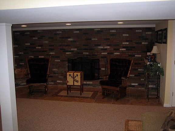 F/R FIREPLACE