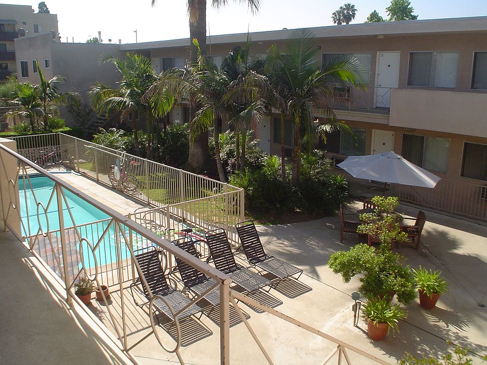 1st image of 4949 Laurel Canyon Blvd APT 31