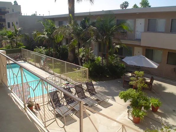 4949 Laurel Canyon Blvd APT 21, Valley Village, CA 91607