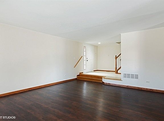 3rd image of 12237 S Dogwood Ln
