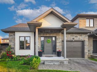 2910 Tokala Trl #15, London, ON N6G 0T9