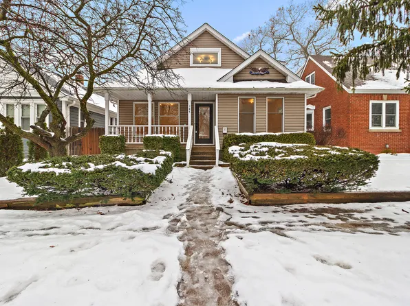 147 S Dearborn Ave, Bradley, IL 60915