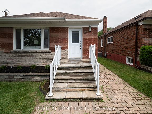 2nd image of 2 Midholm Dr