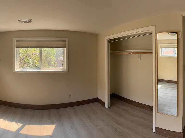 912 S Beech St — Photo 11