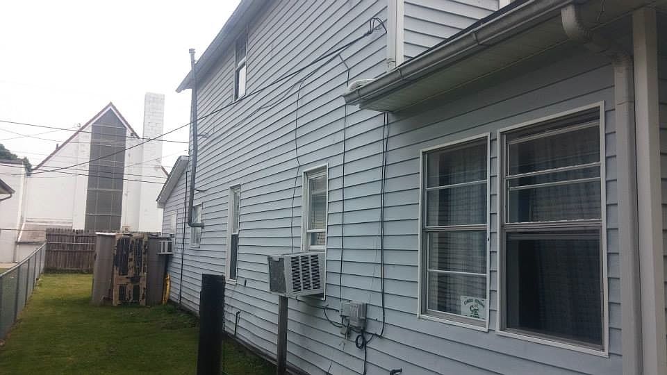1st image of 1115 Pine St