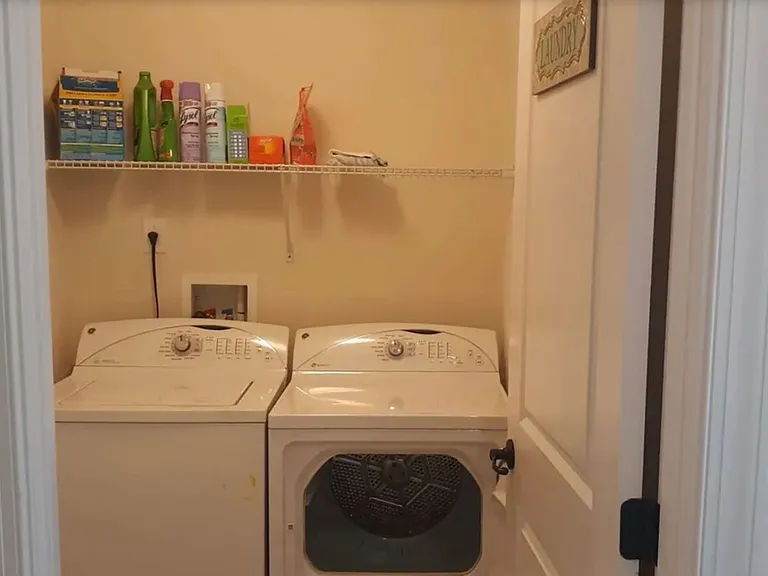 421 Brushfield Park Dr — Photo 31