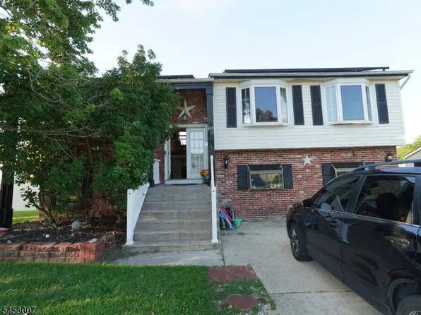 408 Jennifer Ln, Monroe Twp., NJ 08094