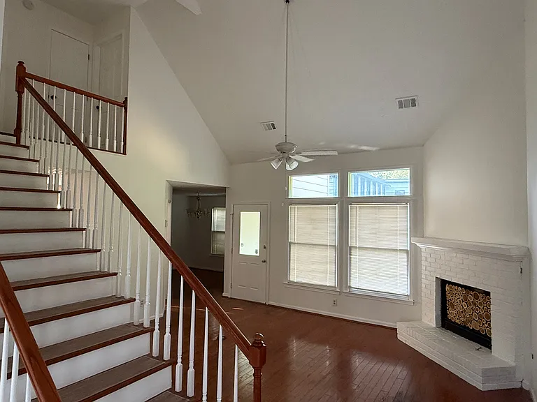 1630 Garrard St — Photo 6