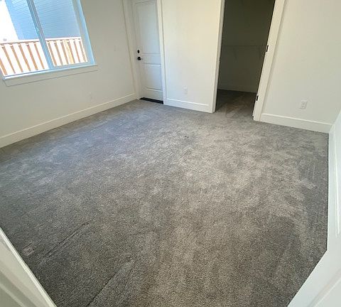5th image of 17275 SW Mina Ln