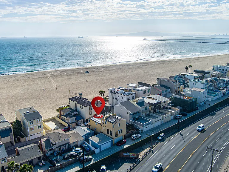 B14 Surfside Ave #A — Photo 29