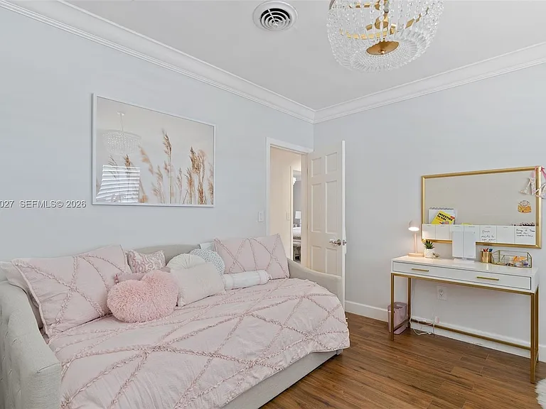4750 Alhambra Cir — Photo 30