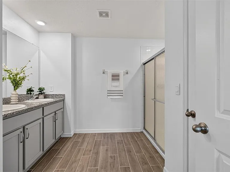 5122 SW 49th Ln — Photo 23