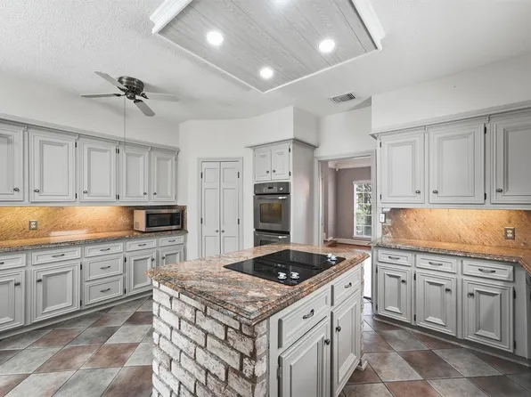 15307 Sierra Pines Ct, Houston, TX 77068