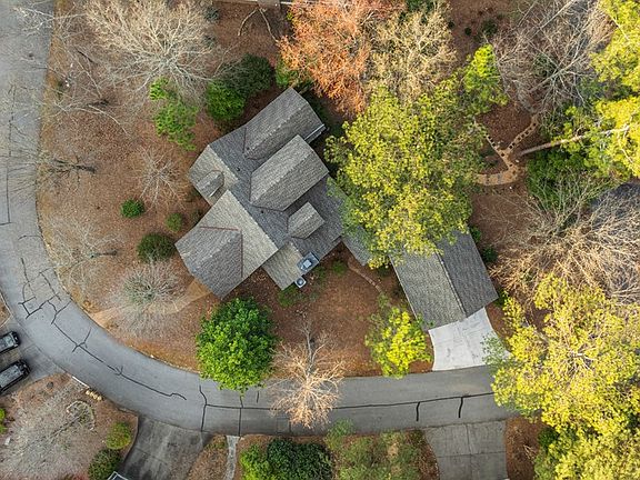 5th image of 202 White Oak Rd