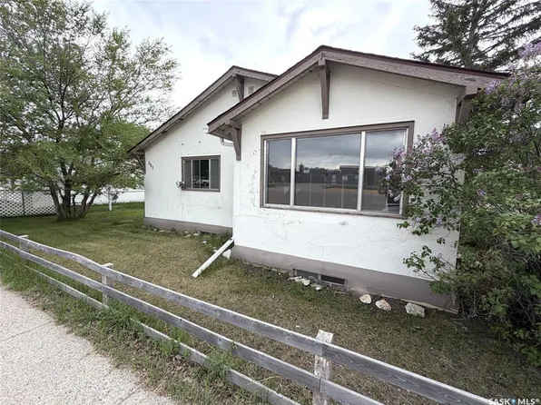 501 Churchill STREET, Hudson Bay, SK S0E 0Y0