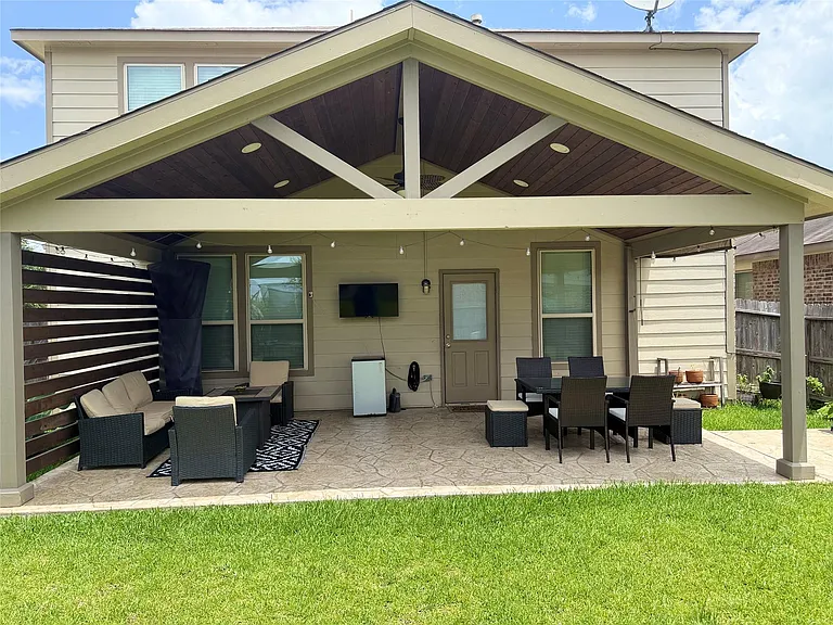19627 Blue Pine Cir — Photo 22