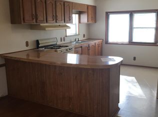 54 Swan Ln, Beecher, IL 60401