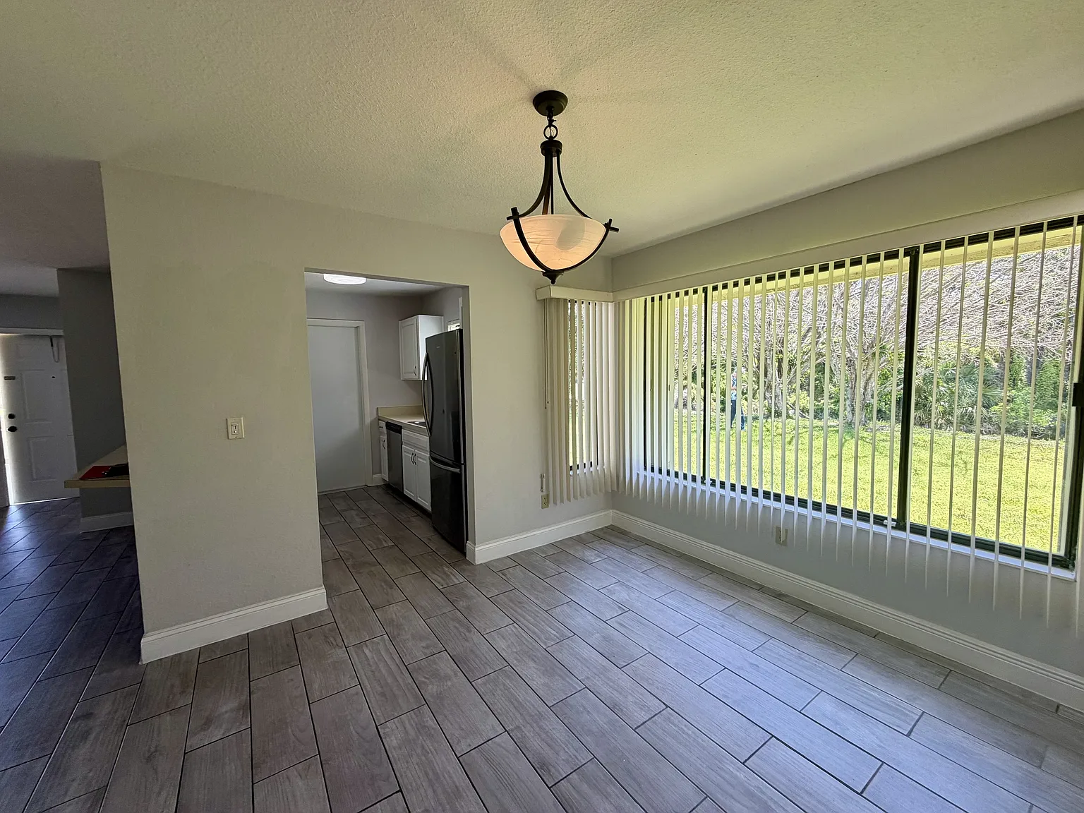 1590 Southeast Dewberry Court - 1 — Photo 3