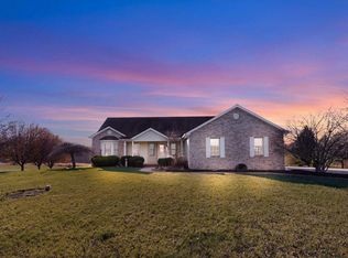 7525 Buckeye Trl, Circleville, OH 43113