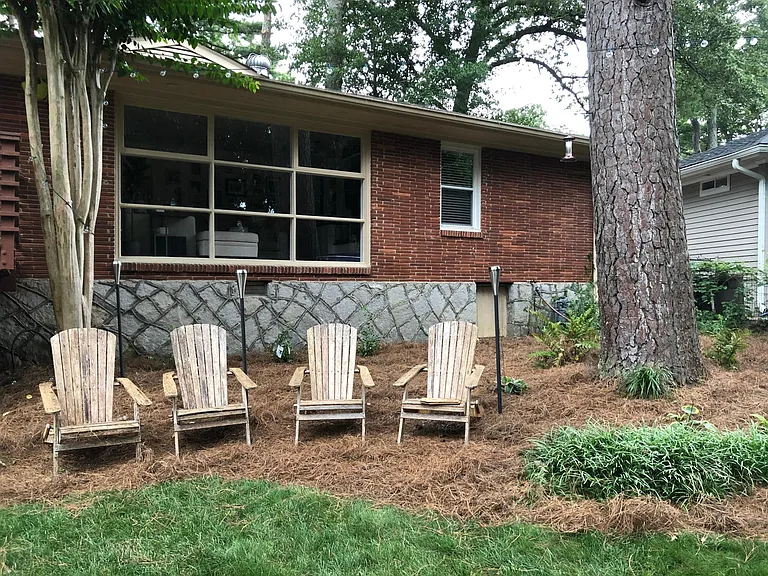 1624 Berkeley Ln NE — Photo 26