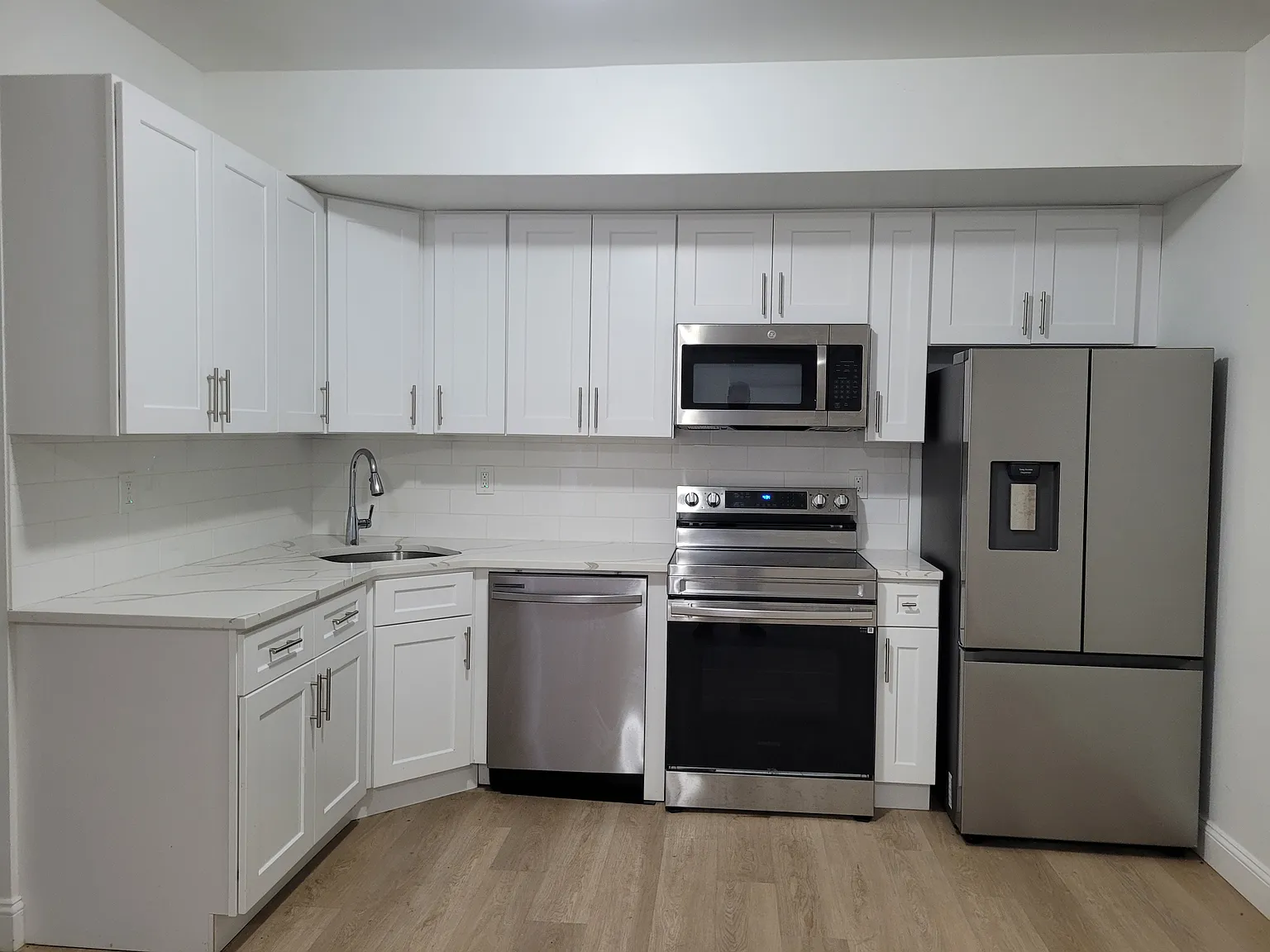 1 bed, $1,700 — Photo 2