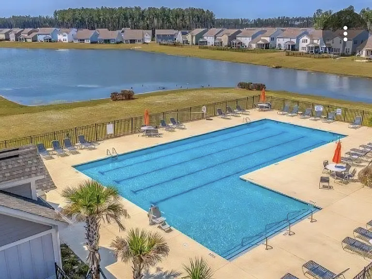Community pool