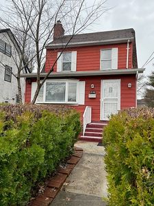 4348 Auburndale Ln, Flushing, NY, 11358