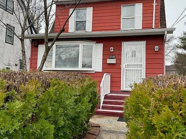 4348 Auburndale Ln, Flushing, NY 11358