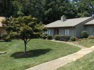 8011 Brown Bark Pl, Raleigh, NC 27615